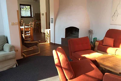 Ferienwohnung mit eigenem Eingang im Skiort