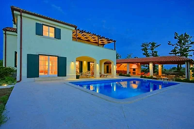 Villa Luxuriöse Villa ALMA