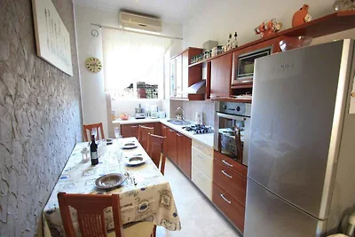 Ferienhaus im Zentrum mit Balkon