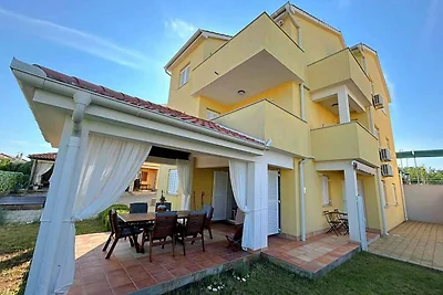 Ferienwohnung mit Terrasse und