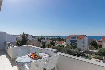 Ferienwohnung mit Pool, Grill und Balkon