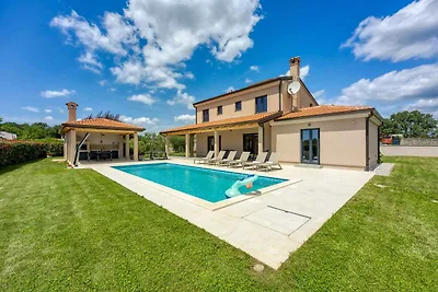 Villa mit Pool, Klimaanlage