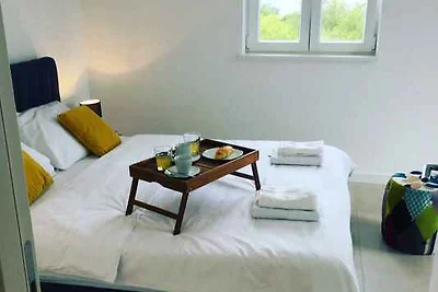 Ferienwohnung mit gemeinsamen Pool ruhig