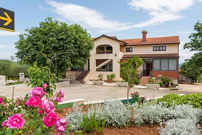 Geräumiges Apartment mit zwei Schlafzimmern, 