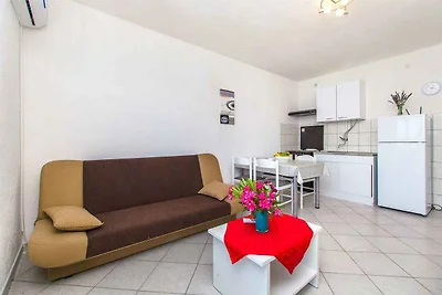 Ferienwohnung am Meer mit Balkon