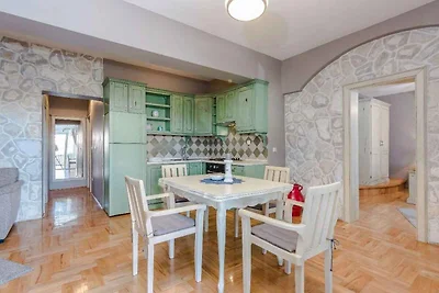 Gemütliche Ferienwohnung Vanja in Novalja auf