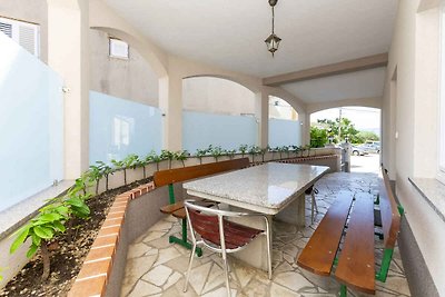 Ferienwohnung mit Balkon und Grill