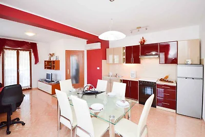 Ferienwohnung mit Klimaanlage und Pool