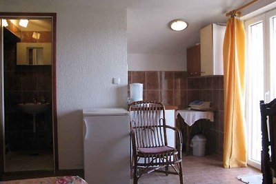 Studio mit Balkon und Klimaanlage