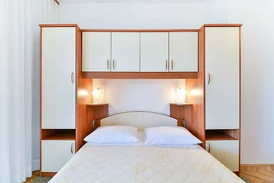 Ferienwohnung mit Terrasse und Meerblick