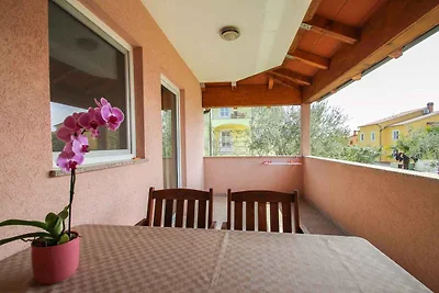 Ferienwohnung mit Balkon, modern eingerichtet