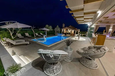 Vakantiehuis Ontspannende vakantie Seget Donji