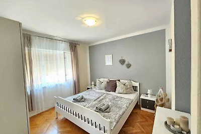 Ferienwohnung mit Blalkon und Klimaanlage