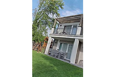 Studio mit Balatonpanorama