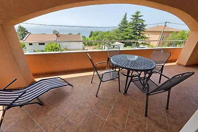 Ferienwohnung mit Terrasse und Klima