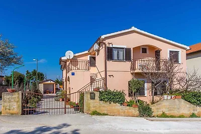 Ferienwohnung mit Balkon und Meerblick