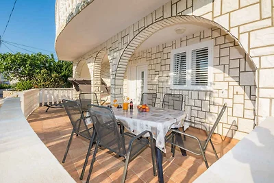 Geräumiges Appartement in ruhiger Lage auf de