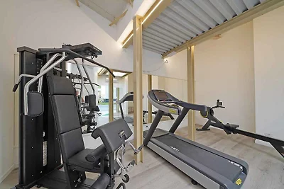 Mobilehome mit Pool und eigenem Garten