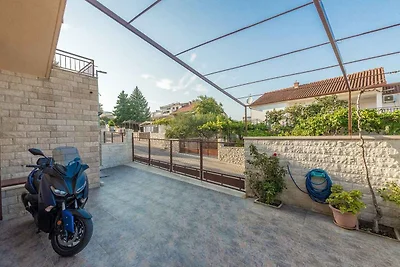 Ferienwohnung mit Klimaanlage und Balkon