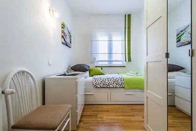 Ferienwohnung mit Klimaanlage und Poolnutzung