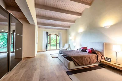 Ferienwohnung mit Terrasse, Klimaanlage und