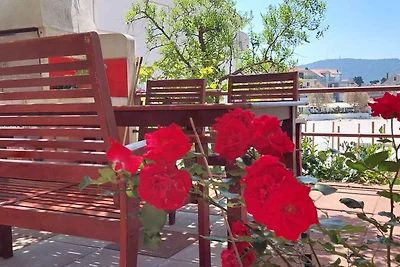 Ferienwohnung mit Terrasse und Meerblick