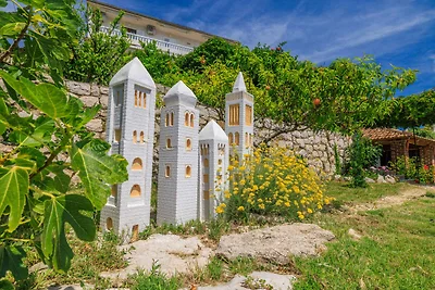 Ferienwohnung mit Balkon und Grill