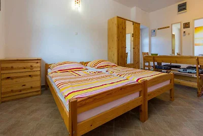 Ferienwohnung mit Klimaanlage und Aussenpool