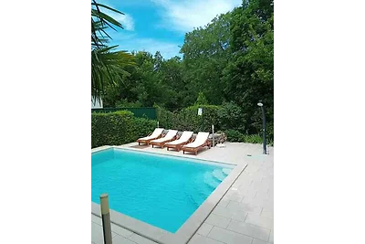 Ferienhaus mit Swimmingpool und Klima