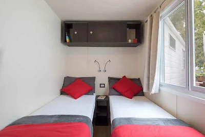 Mobilehome mit Parkplatz