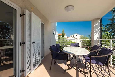 Gemütliche Ferienwohnung Ruža mit Meeresblick