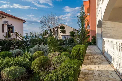 Ferienwohnung mit Meerblick, Terrasse und