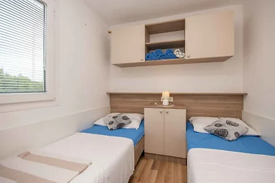 Mobilehome mit Terrasse und Grill, am Meer