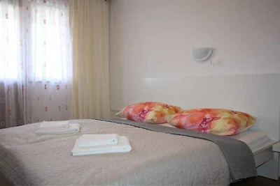 Ferienwohnung mit Klimaanlage und Terrasse