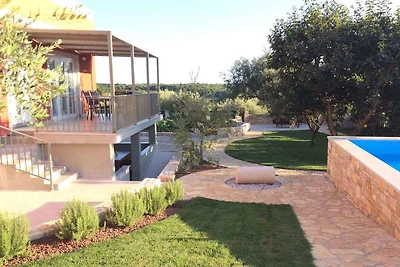 Ferienwohnung in ruhiger Lage mit Pool