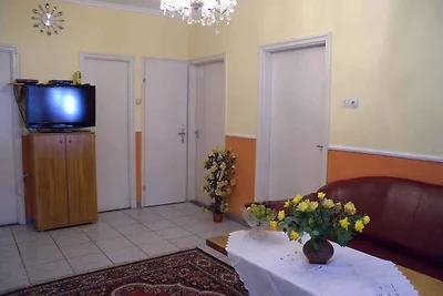 Ferienwohnung mit Tischtennis und Pool