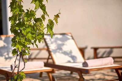 Villa mit Pool und Klimaanlage