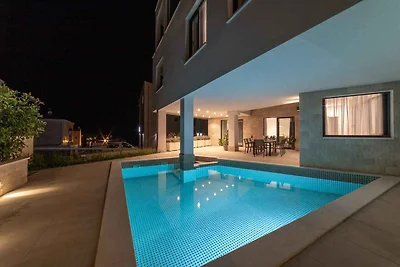 Villa mit Pool