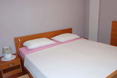 Ferienwohnung mit Klimaanlage und Grill