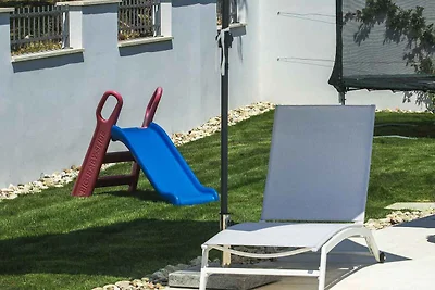 Villa mit Klimaanlage und Pool