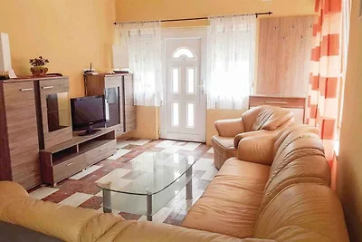 Ferienhaus mit WLAN und schöner Terrasse