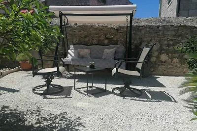 Ferienwohnung mit Terrasse und Grill
