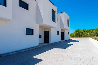 Traumhafte Villa Navy Lemon in Vodice mit pri