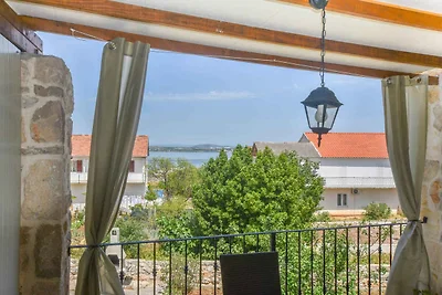 Apartament Dla rodzin Pašman, Tkon