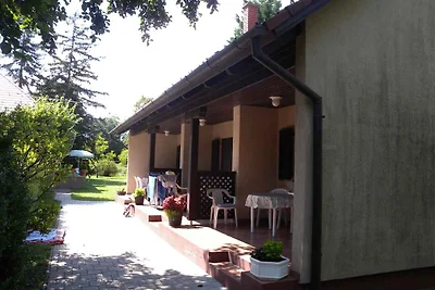 Vakantiehuis Ontspannende vakantie Balatonfenyves