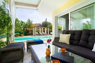 Vakantiehuis Ontspannende vakantie Hlapa