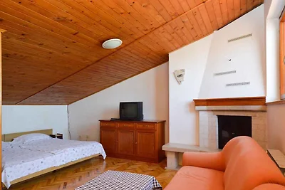 Ferienwohnung mit Klimaanlage und Balkon