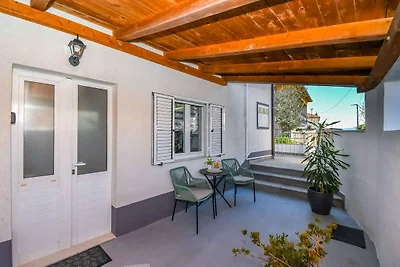 Gemütliche Ferienwohnung Žunta in Trogir mit 