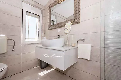 Appartamento Vacanza con famiglia Rogoznica