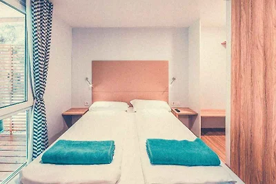 Mobilehome mit Pool und Klimaanlage